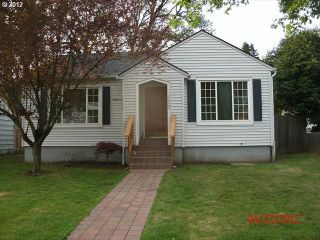 Foreclosed Home - 170 E GLOUCESTER ST, 97027