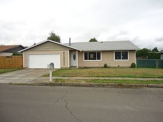 Foreclosed Home - 1389 NE 16TH WAY, 97030