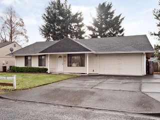 Foreclosed Home - 610 NE 22ND ST, 97030