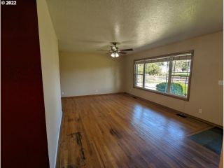 Foreclosed Home - 20601 S SOUTH END RD, 97045