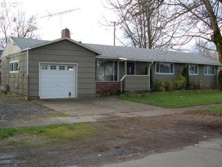Foreclosed Home - 52295 SE 2ND ST, 97056
