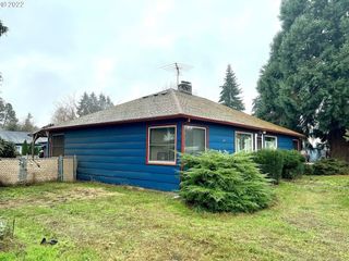 Foreclosed Home - 52378 SE 3RD ST, 97056