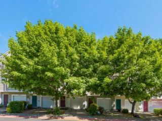 Foreclosed Home - 17355 SW NOVATO LN, 97078