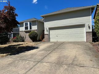 Foreclosed Home - 15697 SE UPMAN WAY, 97089