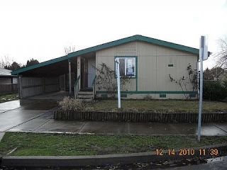 Foreclosed Home - 802 NE HIDE AWAY DR, 97128