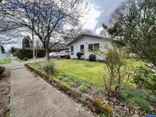 Foreclosed Home - 909 N SITKA AVE, 97132