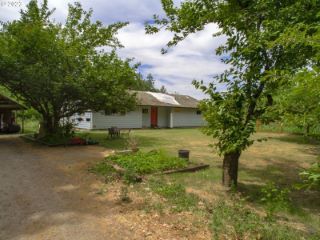 Foreclosed Home - 23845 NE HOME ACRES RD, 97132