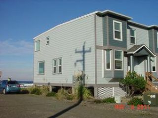 Foreclosed Home - 505 N PACIFIC ST # 1, 97136