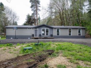 Foreclosed Home - 82490 RIVERBEND RD, 97138