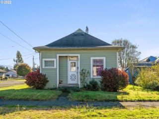 Foreclosed Home - 2315 8TH ST, 97141
