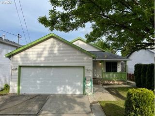 Foreclosed Home - 9592 N ALLEGHENY AVE, 97203