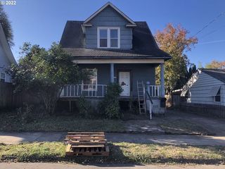 Foreclosed Home - 9828 N IVANHOE ST, 97203