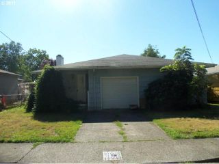 Foreclosed Home - 7716 SE CENTER ST, 97206