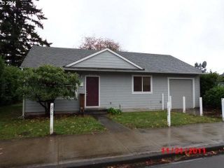 Foreclosed Home - 8040 SE FLAVEL ST, 97206