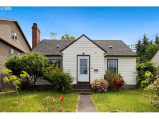 Foreclosed Home - 2440 SE 78TH AVE, 97206