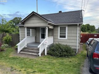 Foreclosed Home - 7912 SE HARNEY ST, 97206
