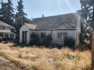 Foreclosed Home - 7020 SE CLATSOP ST, 97206