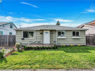 Foreclosed Home - 8125 SE 65TH AVE, 97206