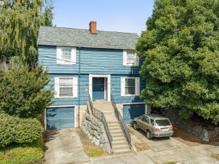Foreclosed Home - 1725 NE SCHUYLER ST, 97212