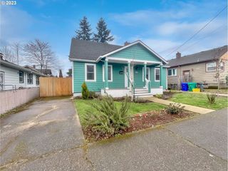 Foreclosed Home - 7014 N VANCOUVER AVE, 97217