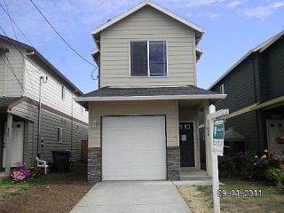 Foreclosed Home - 920 NE 94TH AVE, 97220