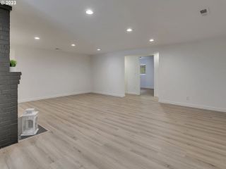 Foreclosed Home - List 100668083
