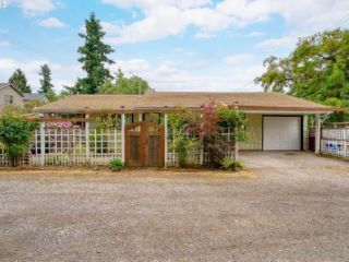 Foreclosed Home - List 100708575