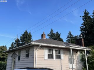Foreclosed Home - 4504 NE 95TH AVE, 97220
