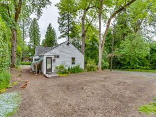 Foreclosed Home - 6502 SW VERMONT ST, 97223