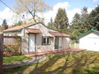 Foreclosed Home - 322 NE 133RD AVE, 97230