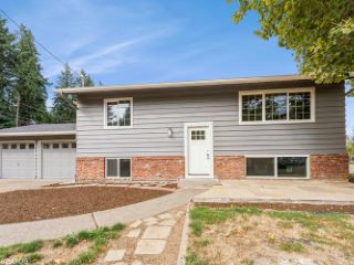 Foreclosed Home - 1515 NE 143RD AVE, 97230