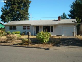 Foreclosed Home - 2202 SE 178TH PL, 97233