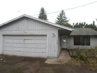 Foreclosed Home - 2341 Se 170th Ave, 97233