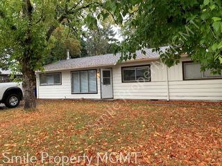 Foreclosed Home - 2076 SE 145TH AVE, 97233