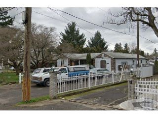 Foreclosed Home - 1042 SE 151ST AVE, 97233