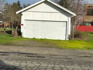 Foreclosed Home - 5714 SE 88TH AVE, 97266
