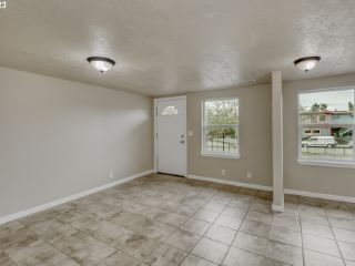 Foreclosed Home - 8419 SE WOODSTOCK BLVD, 97266