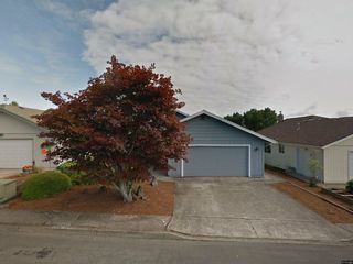 Foreclosed Home - 1719 NUT TREE DR NW, 97304