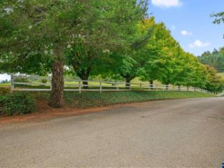 Foreclosed Home - List 101033675