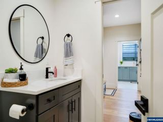 Foreclosed Home - List 100645235