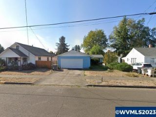 Foreclosed Home - 1440 LAWNRIDGE ST SW, 97321