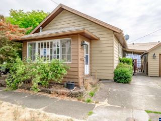 Foreclosed Home - 1140 2ND AVE SE, 97321