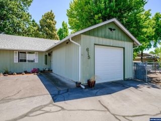 Foreclosed Home - 615 32ND AVE SE, 97322