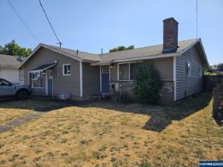 Foreclosed Home - 1371 SW BROWN ST, 97338