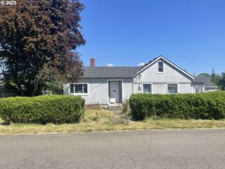 Foreclosed Home - 745 S 3RD ST, 97351