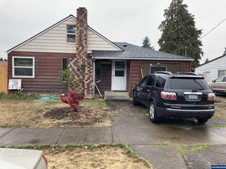 Foreclosed Home - 530 W D ST, 97355