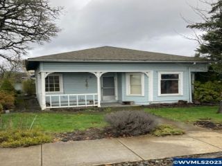 Foreclosed Home - 211 N 19TH ST, 97370