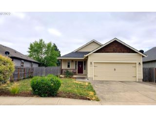 Foreclosed Home - 276 NW BLAIR ST, 97378