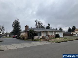 Foreclosed Home - 714 N 4TH AVE, 97383