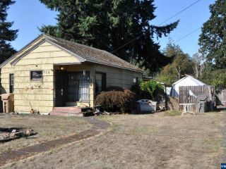 Foreclosed Home - 708 10TH AVE, 97386